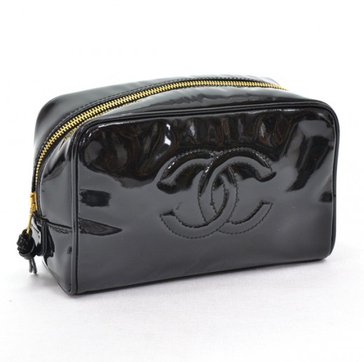 CHANEL Patent Timeless CC Cosmetic Pouch Black 1254360