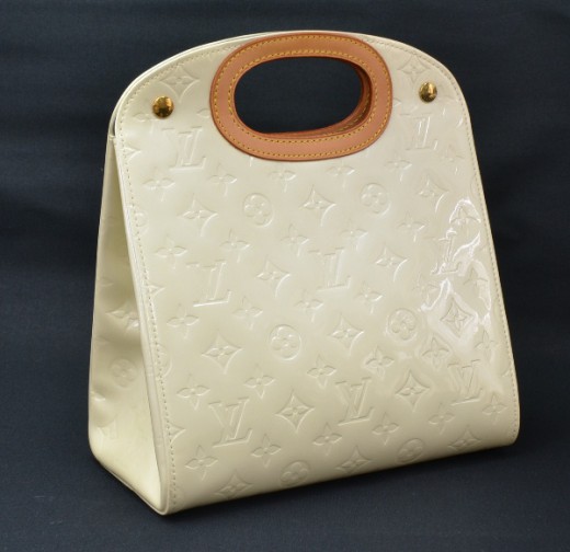 Louis Vuitton Monogram Vernis Maple Drive PM