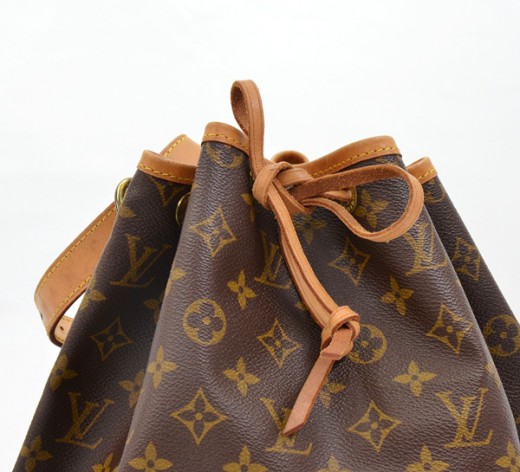 LOUIS VUITTON Petit Noe Used Shoulder Bag M42226 Brown Vintage #BG185 –  VINTAGE MODE JP