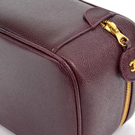 Leather vanity case Burberry Burgundy in Leather - 30952421