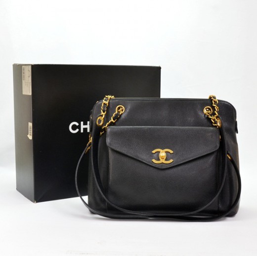chanel large crossbody bag black