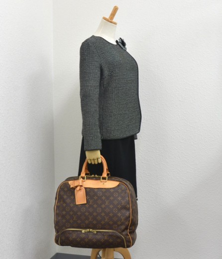 Louis Vuitton Louis Vuitton Monogram Canvas Evasion Travel Hand Bag