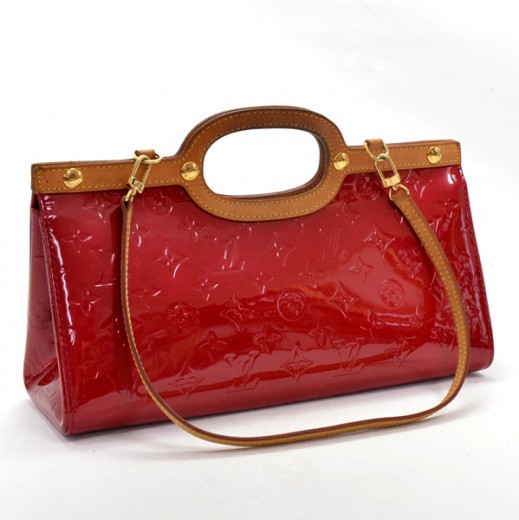 LOUIS VUITTON Monogram Vernis Roxbury Drive Hand Bag Amarante, Women's  Fashion, Bags & Wallets, Shoulder Bags on Carousell