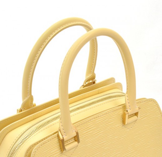 Louis Vuitton Epi Pont Neuf Handbag Shoulder Bag Vanilla