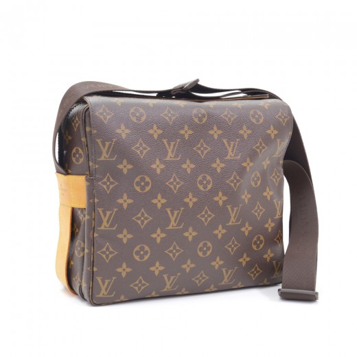 lv naviglio messenger bag