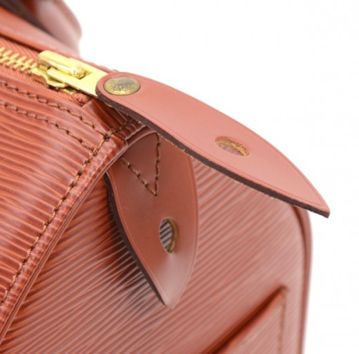 Louis Vuitton Epi Speedy 25 Brown Dark brown Leather ref.107176 - Joli  Closet