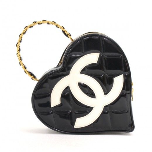 Chanel Vintage Chanel Black Patent Quilted Leather Heart Shaped