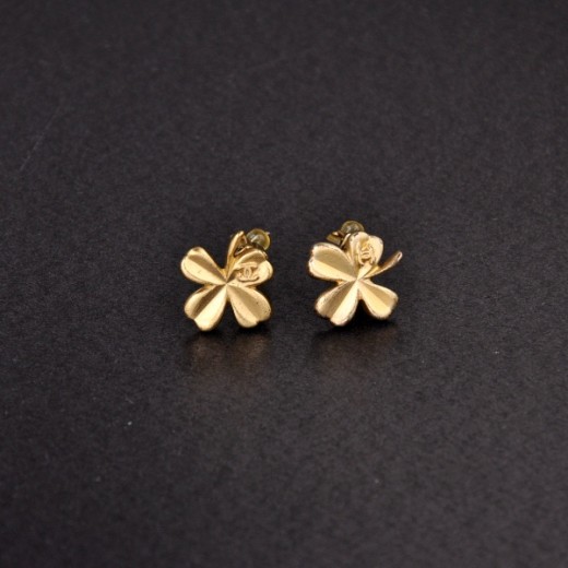Chanel Chanel Gold Tone Clover Shaped Earrings CC