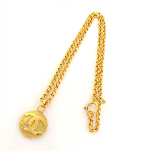 Chanel Chanel Gold Tone Round Pendant Top Chain Necklace CC