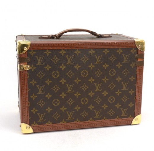 Vintage Louis Vuitton cosmetic travel trunk case - Rue de France