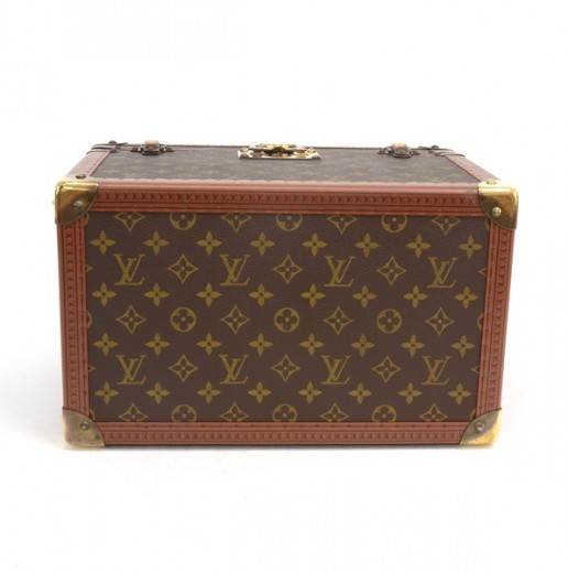 Louis Vuitton Cosmetic Trunk - 3 For Sale on 1stDibs  pink louis vuitton  beauty trunk, louis vuitton beauty case trunk, louis vuitton makeup trunk  price