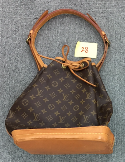 Louis Vuitton, Bags, Authentic Louis Vuitton Noe Gm