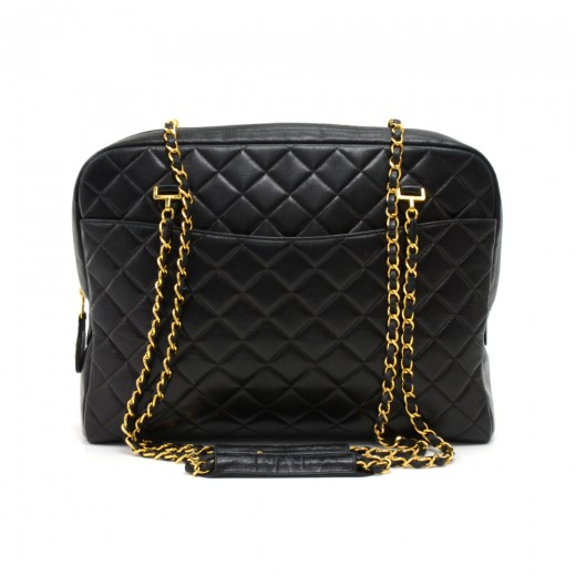 chanel vintage quilted shoulder bag