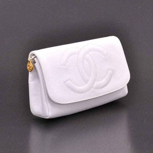 chanel bag with wooden handle