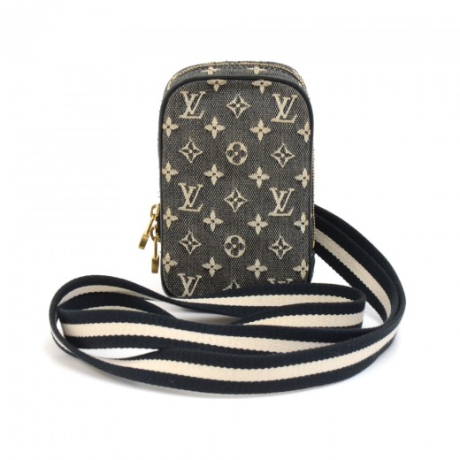Camera box leather crossbody bag Louis Vuitton Black in Leather