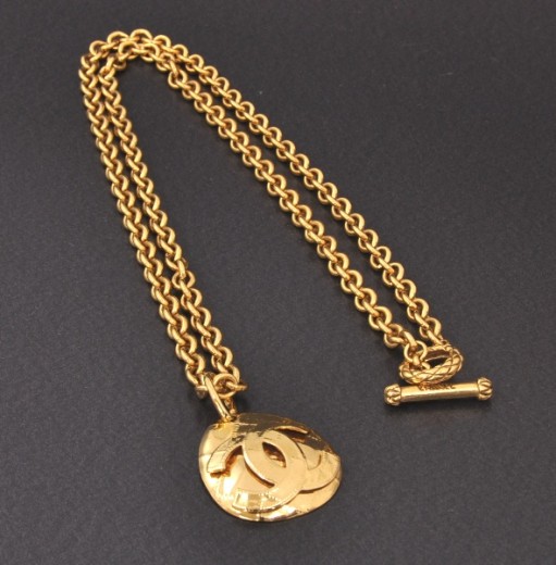 Chanel Chanel Vintage Gold Tone Chain CC Logo Large Pendant Necklace