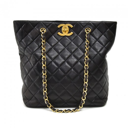 Chanel Vintage Chanel Top CC Turnlock Black Quilted Leather Large