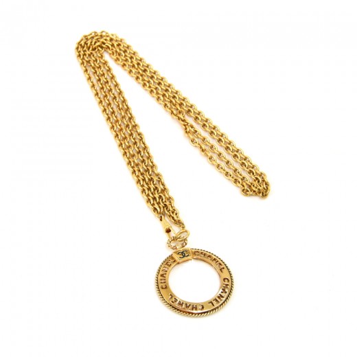 Chanel Vintage Magnifying Glass Pendant Necklace - Gold-Plated Pendant  Necklace, Necklaces - CHA888270