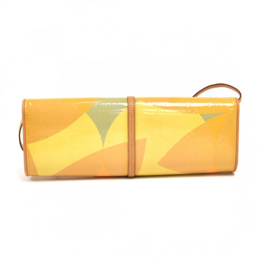 Auth LOUIS VUITTON Fleur Yellow Vernis Pochette Hand Bag #44853