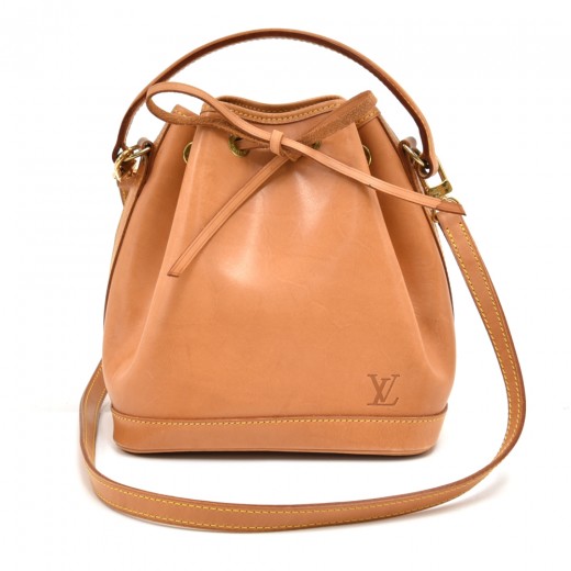 Vintage and Musthaves. Louis Vuitton petite noe bag