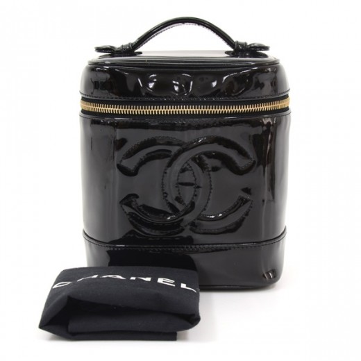 Patent leather vanity case Chanel Black in Patent leather - 17796787