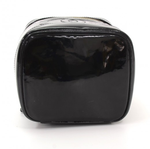 Black Chanel CC Matelasse Patent Leather Vanity Bag – Designer Revival