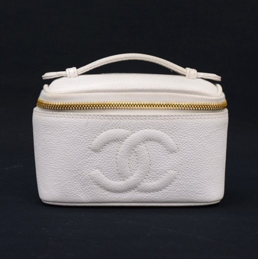 white vintage chanel bag