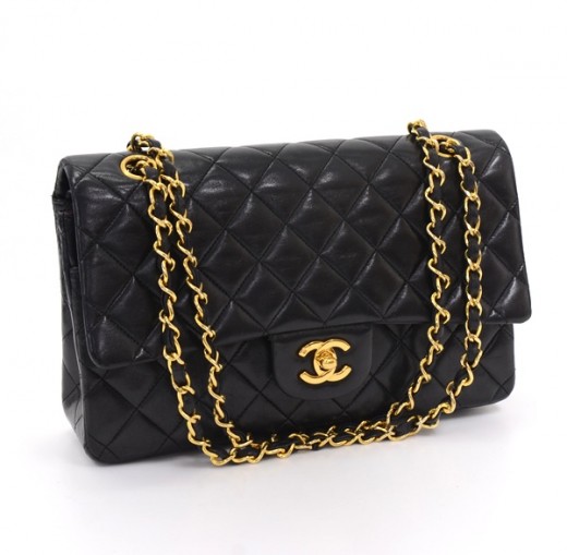Chanel black purse with chain hotsell