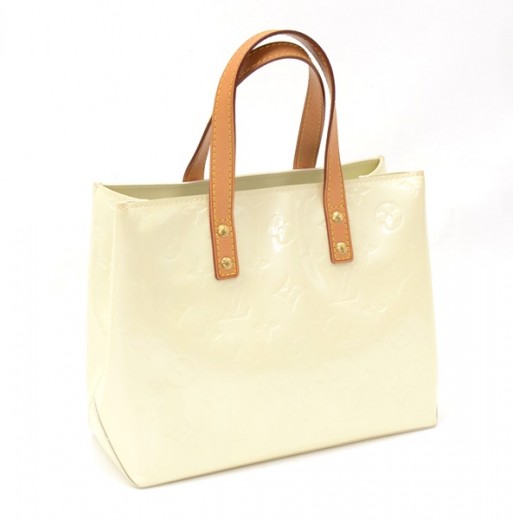Louis Vuitton Louis Vuitton White Vernis Leather Reade PM Bag V542