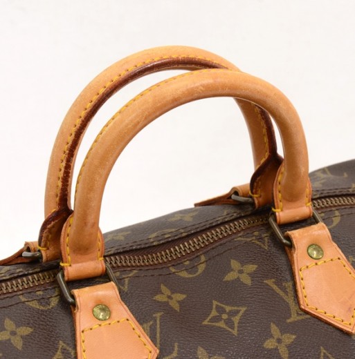 Louis Vuitton Speedy Handbag 35 in custom Monogram canvas Mickey loves  Champagne Brown Cloth ref.341487 - Joli Closet