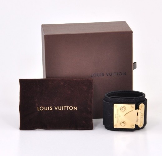 Leather bracelet Louis Vuitton Black in Leather - 33182031