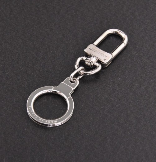 Louis Vuitton Louis Vuitton Silver Tone Anneau Cles Key Horder Ring
