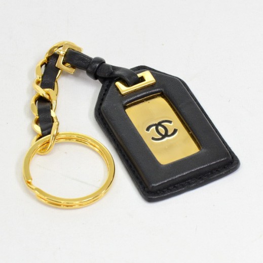 Chanel Chanel Black Leather x Gold Tone Chain Key Holder Ring CC X970