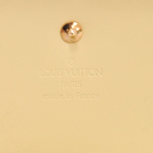 Louis Vuitton Yellow Vernis Walker Leather Patent leather ref.139357 - Joli  Closet