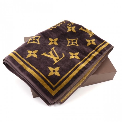 Shop Louis Vuitton MONOGRAM Vuittamines Monogram Beach Towel