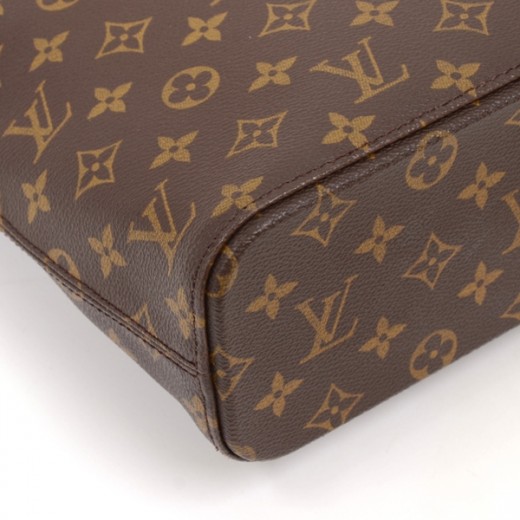 Louis Vuitton Luco Monogram Shoulder Bag – Timeless Vintage Company