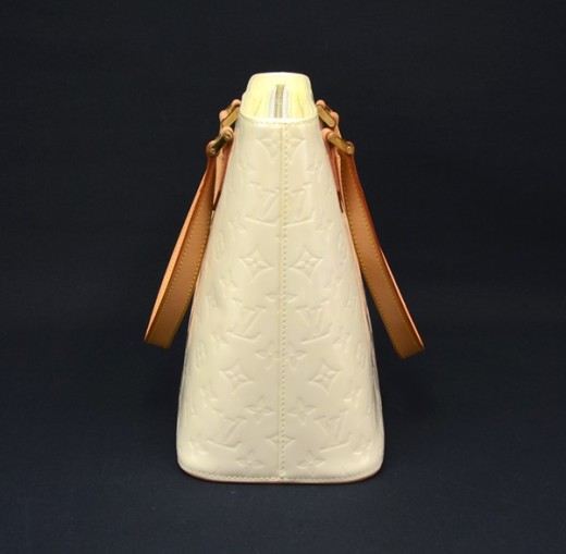 Louis+Vuitton+Brentwood+Shoulder+Bag+White+Leather+Monogram+Vernis