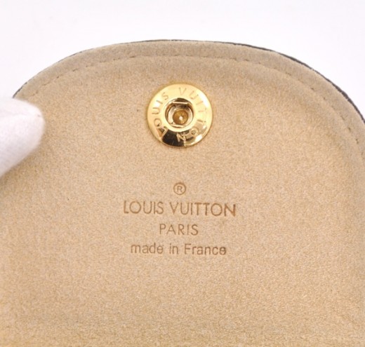 Louis Vuitton Monogram Etui Telephone International - Brown - LOU680699