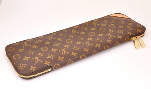 Louis Vuitton Etui 5 cravates Brown Cloth ref.807814 - Joli Closet
