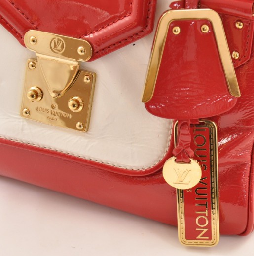 LOUIS VUITTON, red and white patent leather bag, Cruise Sac Vernis  Bicolore rouge. - Bukowskis
