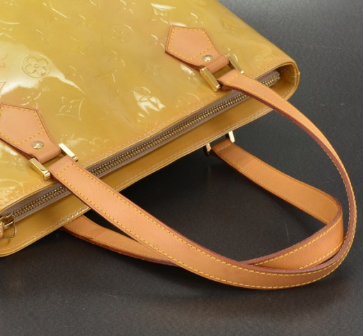 LOUIS VUITTON Monogram Vernis Houston Hand Bag Gris M91053 LV Auth ep1241  Patent leather ref.1023647 - Joli Closet