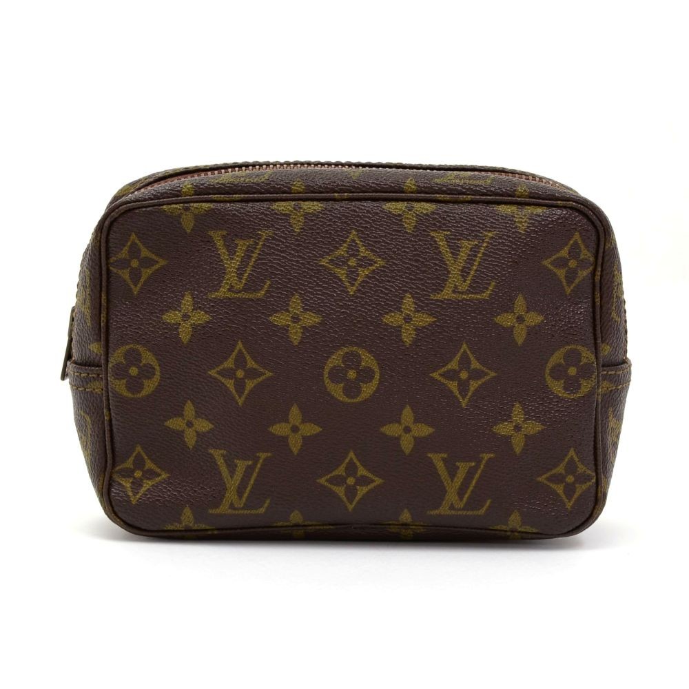 Louis Vuitton Trousse 18 – Brand Bag Girl