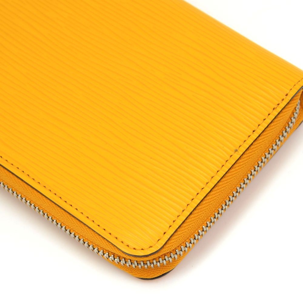 Louis Vuitton Louis Vuitton long wallet in yellow epi leather ref.1015869 -  Joli Closet