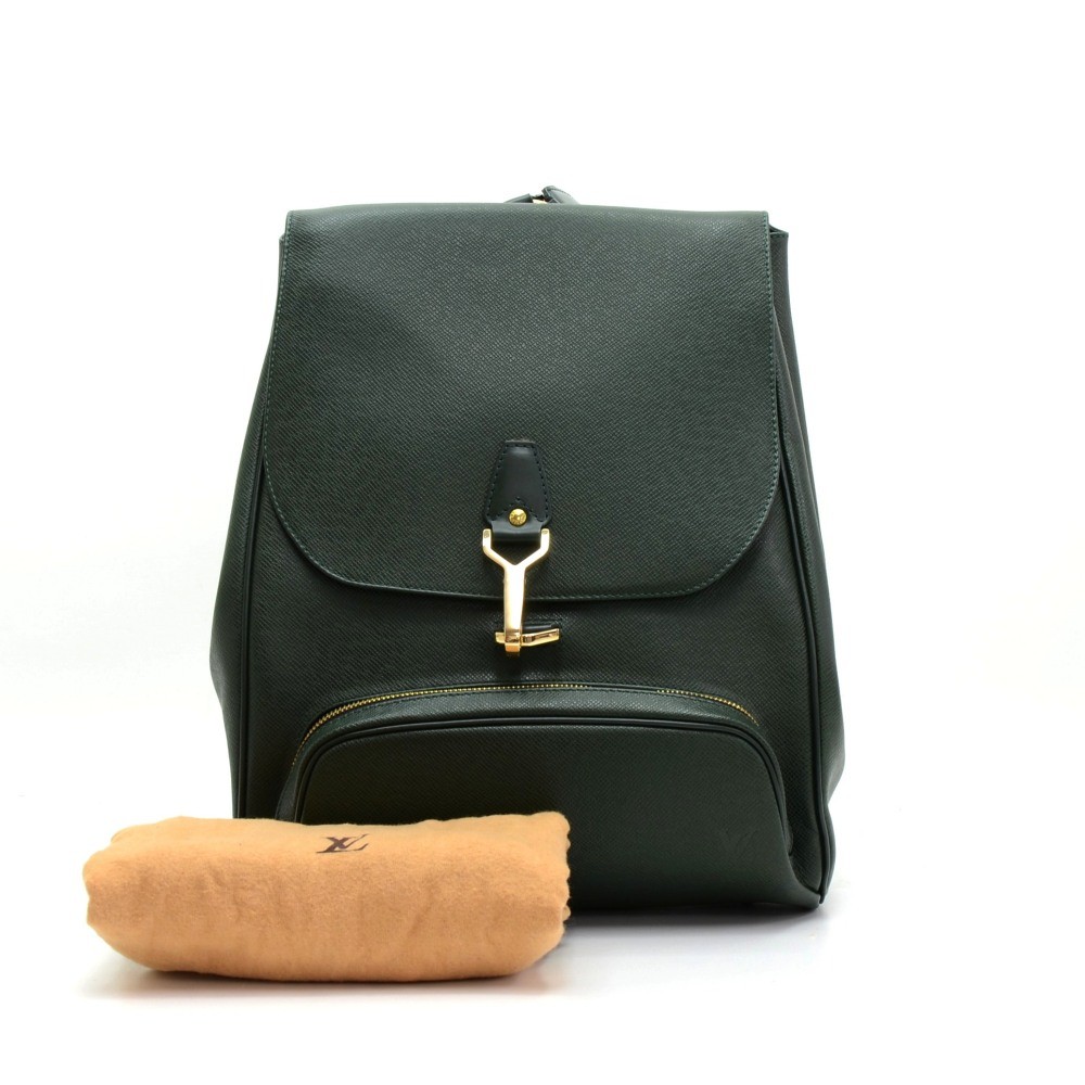 Leather backpack Louis Vuitton Green in Leather - 31228168