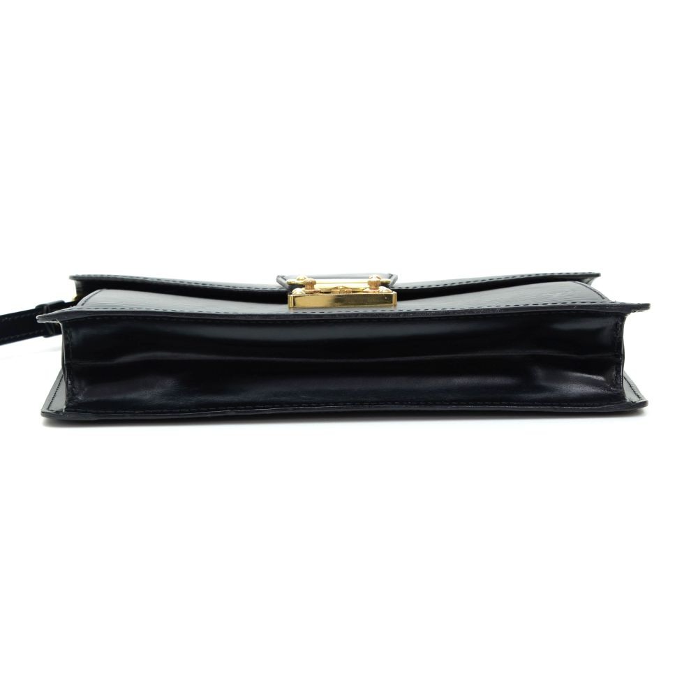 Louis Vuitton - Sellier Dragonne Clutch, Epi leather - Catawiki