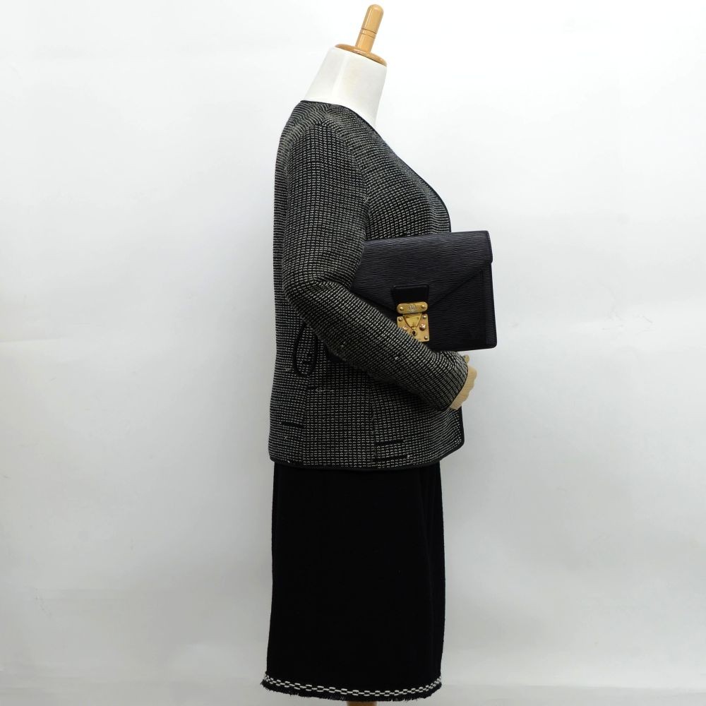 Louis Vuitton Vintage - Epi Pochette Sellier Dragonne - Black - Epi Leather  Clutch Bag - Luxury High Quality - Avvenice