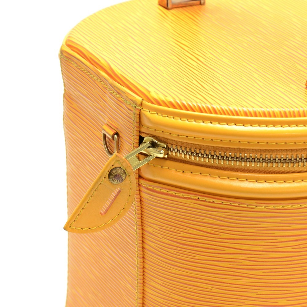 Pre-loved Louis Vuitton Vintage Cannes Vanity Case Epi Leather Yellow –  Vintage Muse Adelaide