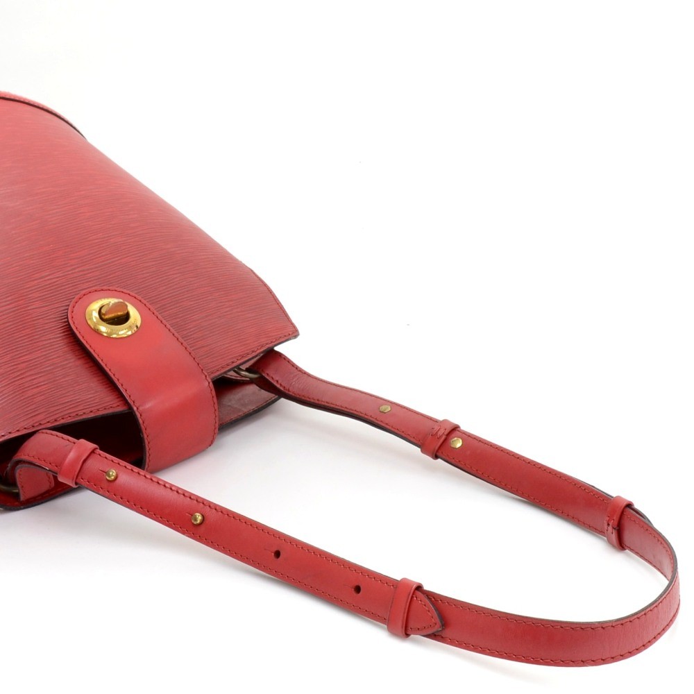 Louis Vuitton Vintage Red Epi Leather Cluny Bag – Oliver Jewellery