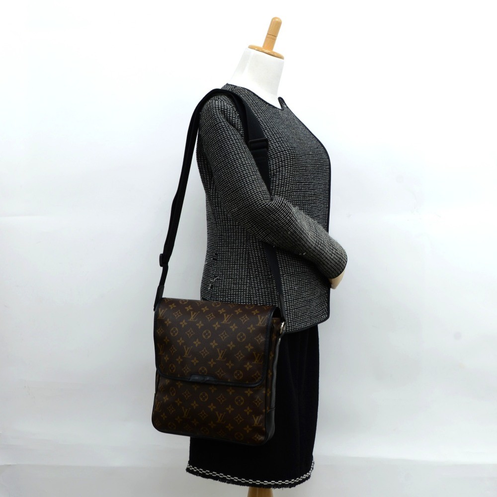 Louis Vuitton - Bass MM - Crossbody bag - Catawiki