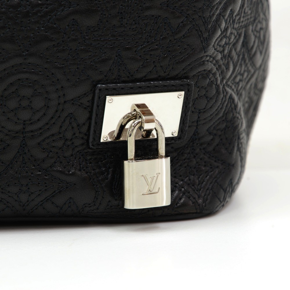 Louis Vuitton M94149 monogram Lilia black PM 